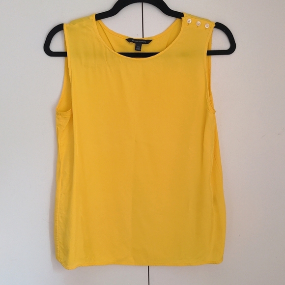 Banana Republic Tops - Banana Republic XS Yellow Shell